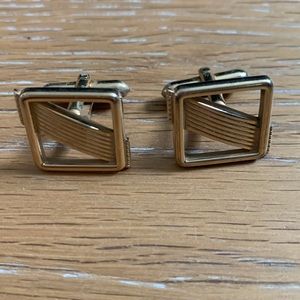 Swank gold cuff links